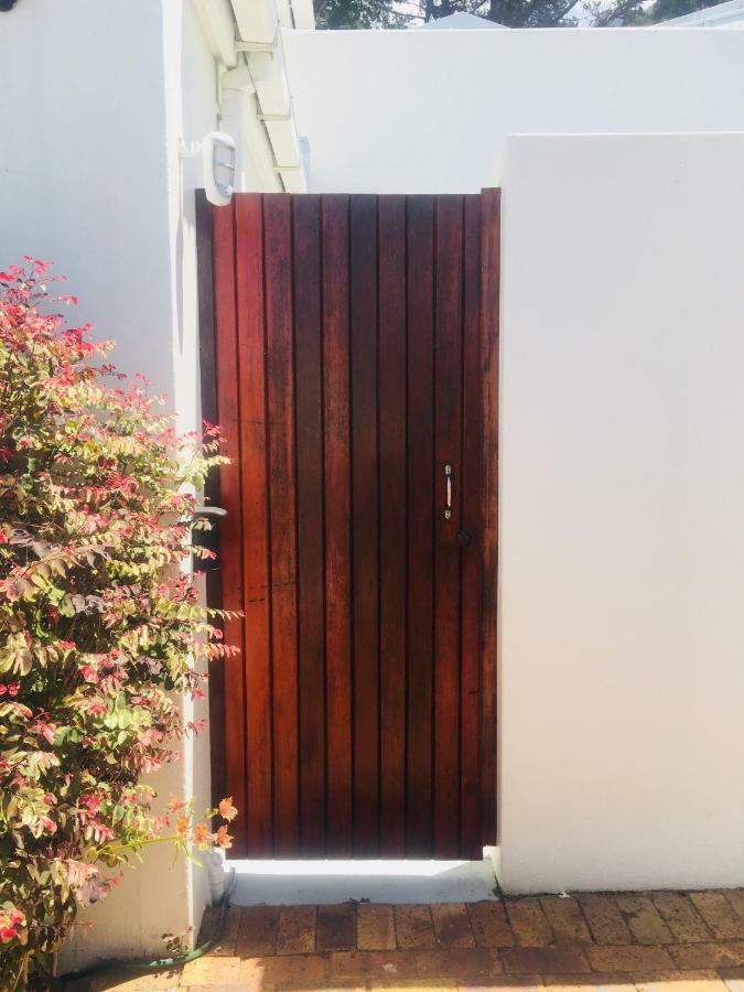 Homestay Papenboom Grove Cape Town